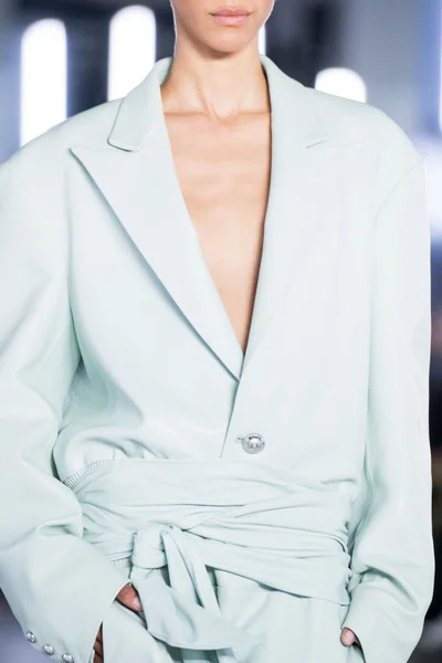 Look 151